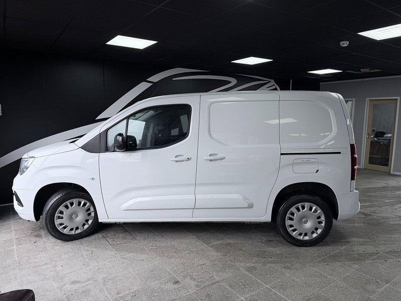 Vauxhall Combo 1.5 Turbo D 2300 Pro L1 H1 Euro 6 (s/s) 5dr 5dr Manual 2026