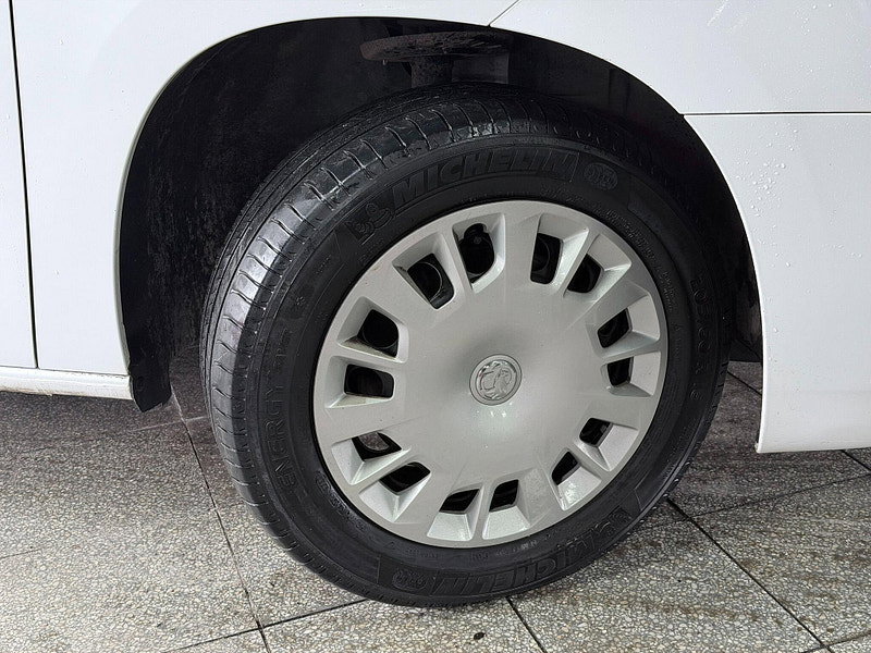 Vauxhall Combo 1.5 Turbo D 2300 Pro L1 H1 Euro 6 (s/s) 5dr 5dr Manual 2026