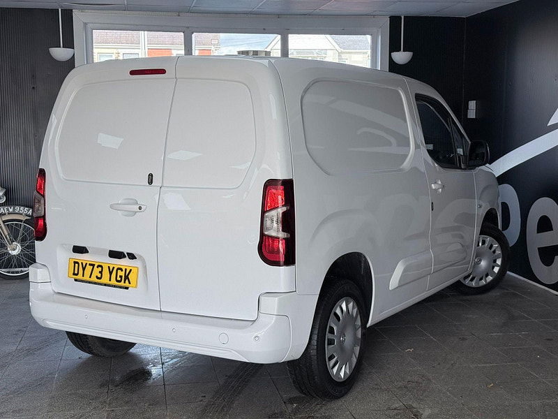 Vauxhall Combo 1.5 Turbo D 2300 Pro L1 H1 Euro 6 (s/s) 5dr 5dr Manual 2026