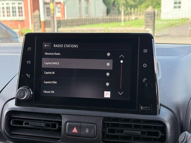 Vauxhall Combo 1.5 Turbo D 2300 Pro L1 H1 Euro 6 (s/s) 5dr 5dr Manual 2026