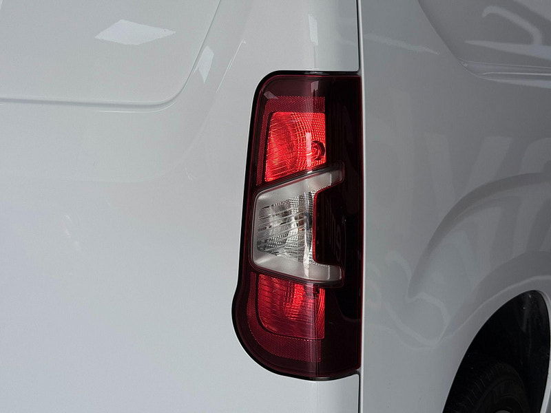 Vauxhall Combo 1.5 Turbo D 2300 Pro L1 H1 Euro 6 (s/s) 5dr 5dr Manual 2026