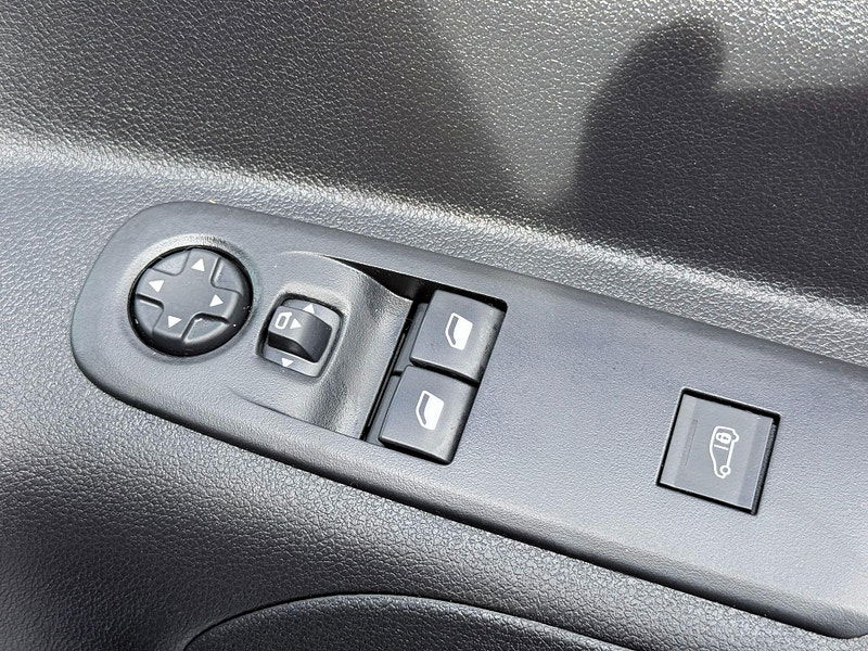 Vauxhall Combo 1.5 Turbo D 2300 Pro L1 H1 Euro 6 (s/s) 5dr 5dr Manual 2026