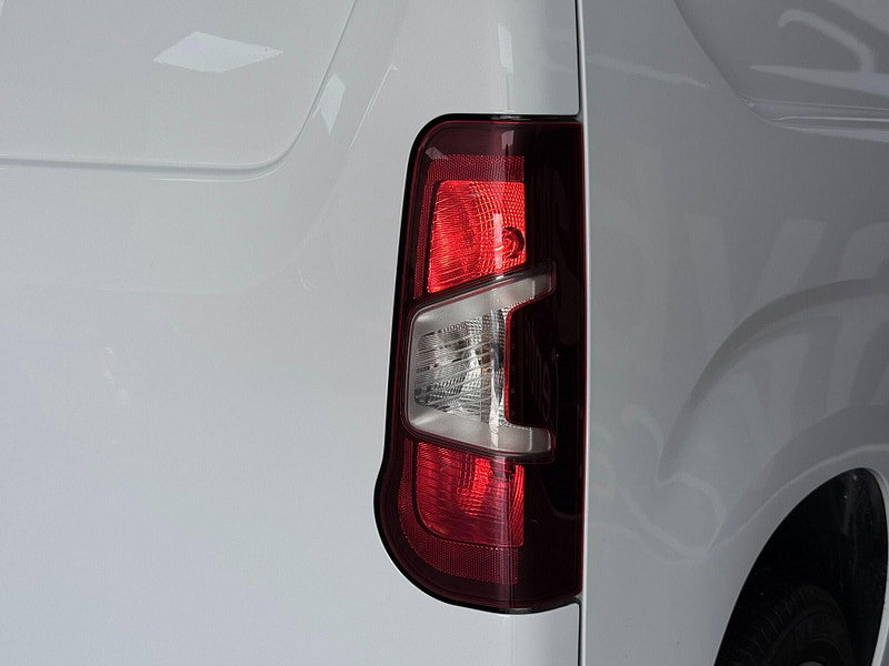 Vauxhall Combo 1.5 Turbo D 2300 Pro L1 H1 Euro 6 (s/s) 5dr 5dr Manual 2026