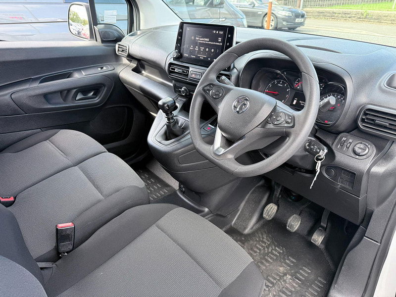 Vauxhall Combo 1.5 Turbo D 2300 Pro L1 H1 Euro 6 (s/s) 5dr 5dr Manual 2026