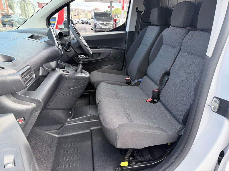 Vauxhall Combo 1.5 Turbo D 2300 Pro L1 H1 Euro 6 (s/s) 5dr 5dr Manual 2026