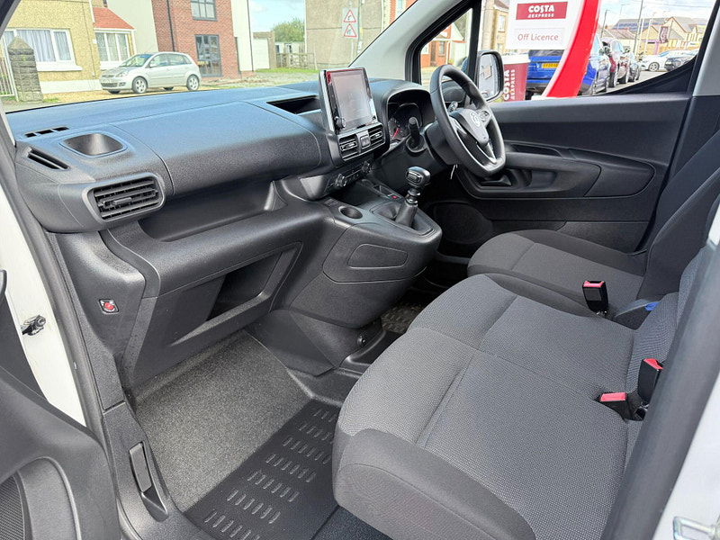 Vauxhall Combo 1.5 Turbo D 2300 Pro L1 H1 Euro 6 (s/s) 5dr 5dr Manual 2026