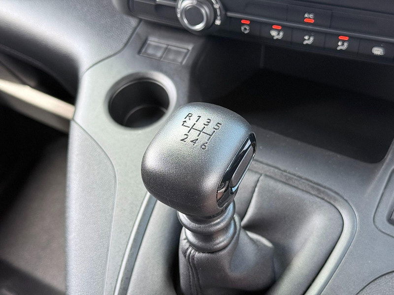 Vauxhall Combo 1.5 Turbo D 2300 Pro L1 H1 Euro 6 (s/s) 5dr 5dr Manual 2026