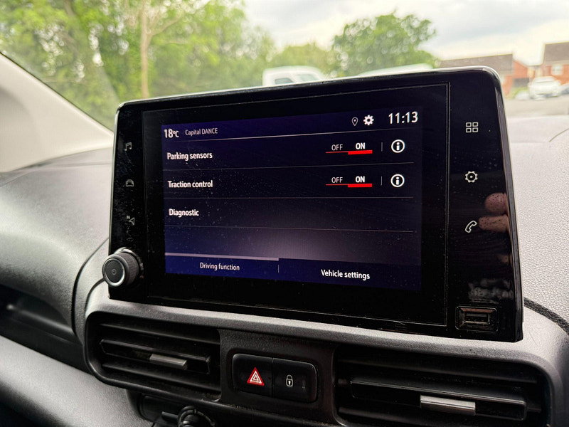 Vauxhall Combo 1.5 Turbo D 2300 Sportive L1 H1 Euro 6 4dr 4dr Manual 2026