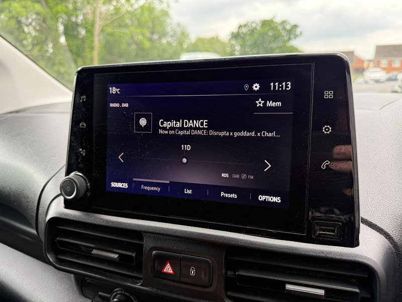 Vauxhall Combo 1.5 Turbo D 2300 Sportive L1 H1 Euro 6 4dr 4dr Manual 2026