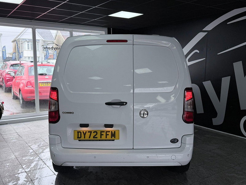 Vauxhall Combo 1.5 Turbo D 2300 Sportive L1 H1 Euro 6 5dr 5dr Manual 2026