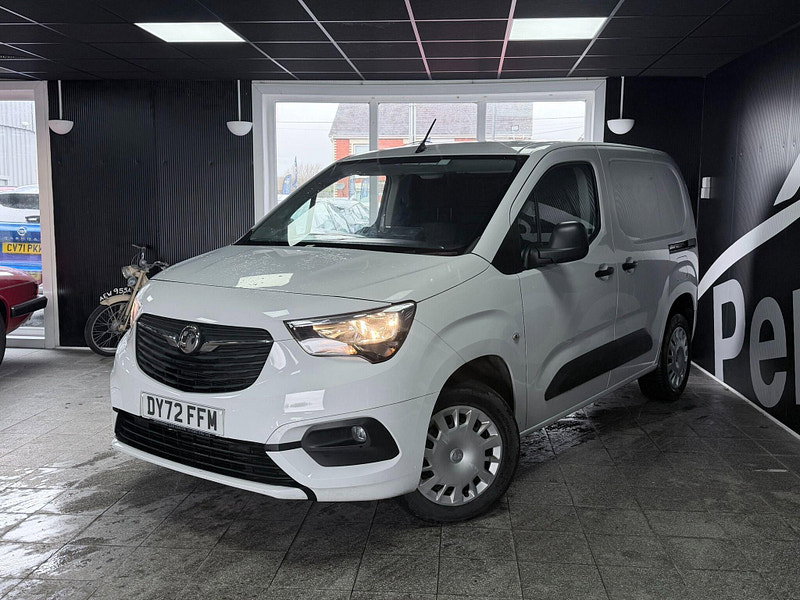 Vauxhall Combo 1.5 Turbo D 2300 Sportive L1 H1 Euro 6 5dr 5dr Manual 2026