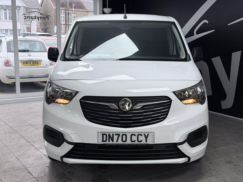 Vauxhall Combo 1.5 Turbo D 2300 Sportive L2 H1 Euro 6 (s/s) 4dr 4dr Manual 2026