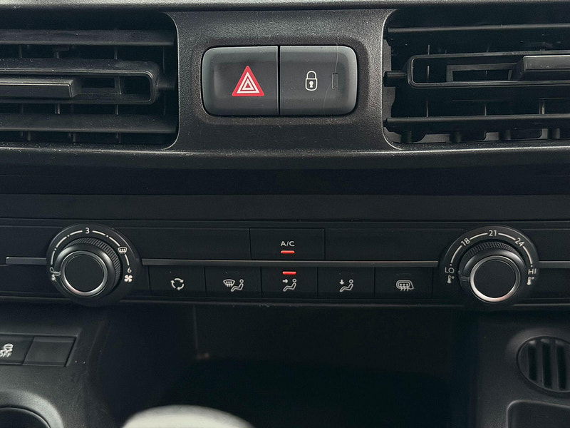 Vauxhall Combo 1.5 Turbo D 2300 Sportive L2 H1 Euro 6 (s/s) 4dr 4dr Manual 2026