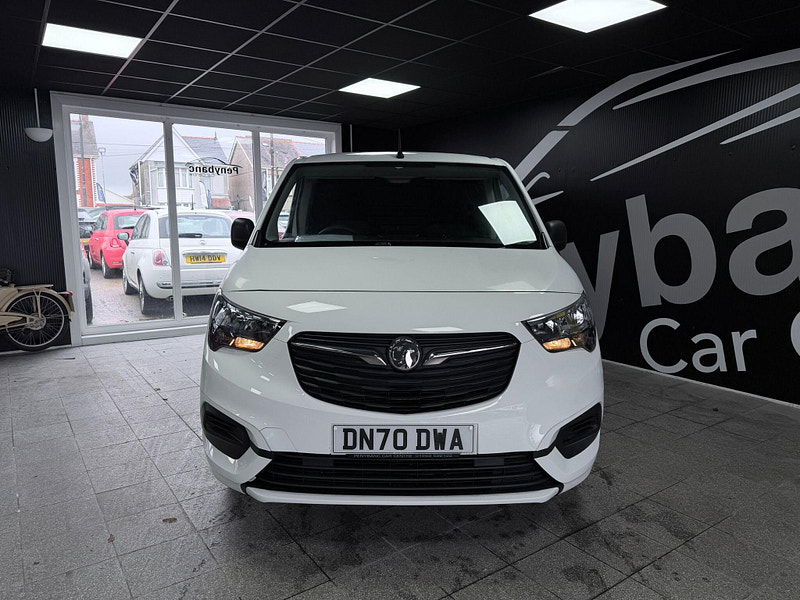 Vauxhall Combo 1.5 Turbo D 2300 Sportive L2 H1 Euro 6 (s/s) 4dr 4dr Manual 2026