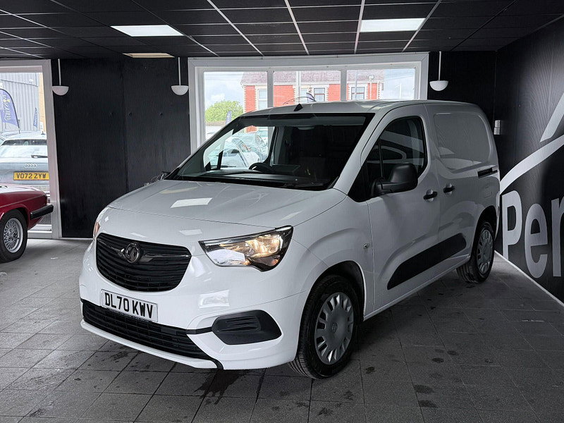 Vauxhall Combo 1.6 Turbo D 2300 Sportive L1 H1 Euro 6 (s/s) 4dr 4dr Manual 2026