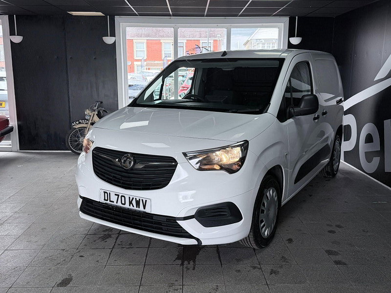 Vauxhall Combo 1.6 Turbo D 2300 Sportive L1 H1 Euro 6 (s/s) 4dr 4dr Manual 2026