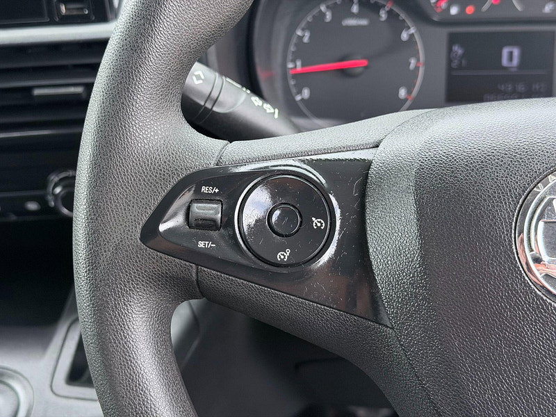 Vauxhall Combo 1.6 Turbo D 2300 Sportive L1 H1 Euro 6 (s/s) 4dr 4dr Manual 2026
