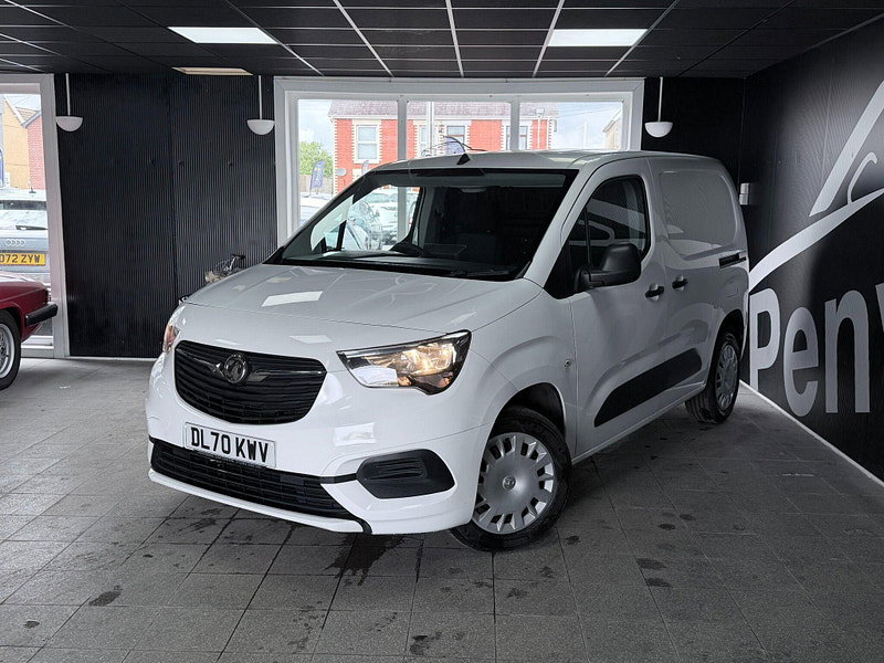 Vauxhall Combo 1.6 Turbo D 2300 Sportive L1 H1 Euro 6 (s/s) 4dr 4dr Manual 2026