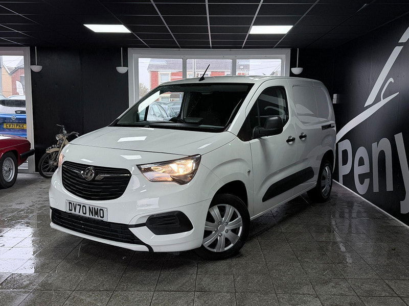 Vauxhall Combo 1.6 Turbo D 2300 Sportive L1 H1 Euro 6 (s/s) 4dr 4dr Manual 2026