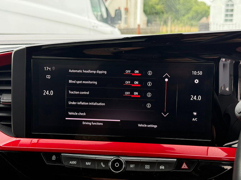 Vauxhall Mokka 1.2 Turbo SRi Premium Euro 6 (s/s) 5dr 5dr Manual 2026