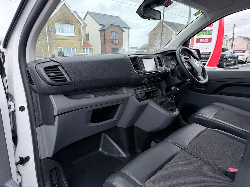 Vauxhall Vivaro 1.5 Turbo D 2900 Sportive L2 H1 Euro 6 (s/s) 5dr 5dr Manual 2026