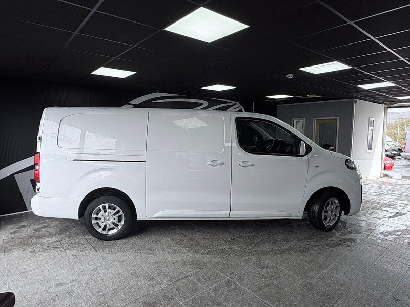 Vauxhall Vivaro 1.5 Turbo D 2900 Sportive L2 H1 Euro 6 (s/s) 5dr 5dr Manual 2026