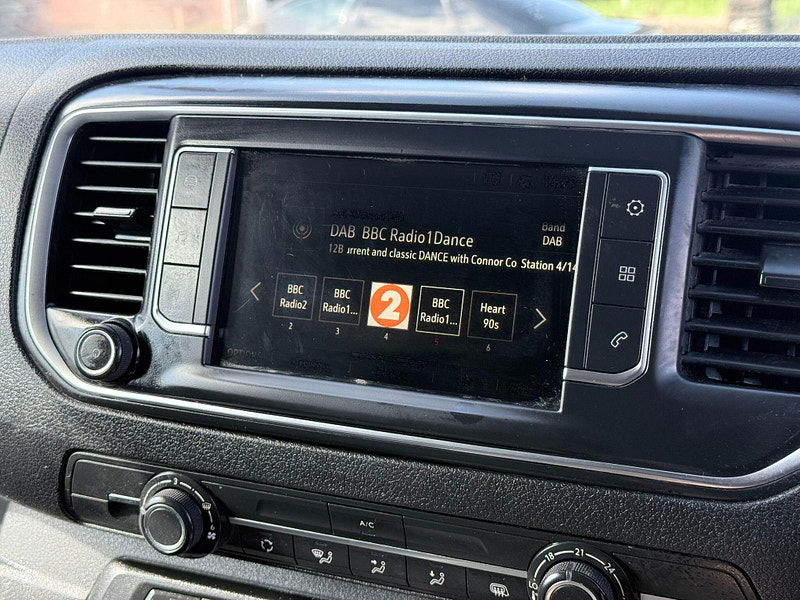 Vauxhall Vivaro 2.0 Turbo D 3100 Sportive Auto L2 H1 Euro 6 (s/s) 5dr 5dr Automatic 2026