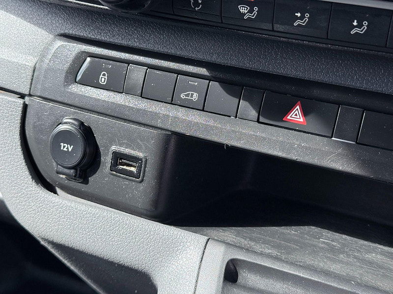 Vauxhall Vivaro 2.0 Turbo D 3100 Sportive Auto L2 H1 Euro 6 (s/s) 5dr 5dr Automatic 2026