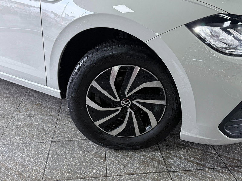 Volkswagen Polo 1.0 EVO Life Euro 6 (s/s) 5dr 5dr Manual 2026