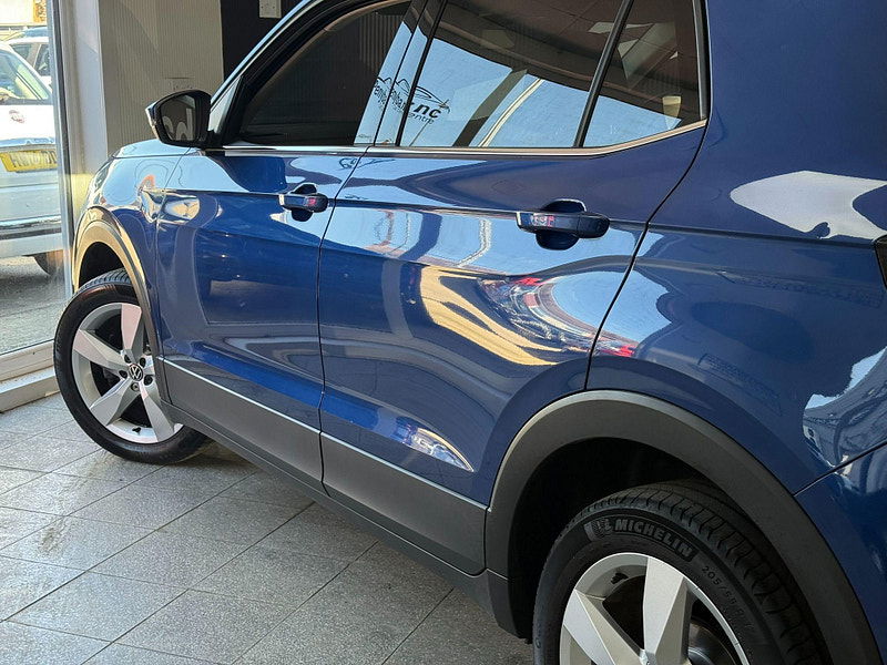 Volkswagen T-Cross 1.0 TSI SEL Euro 6 (s/s) 5dr 5dr Manual 2026