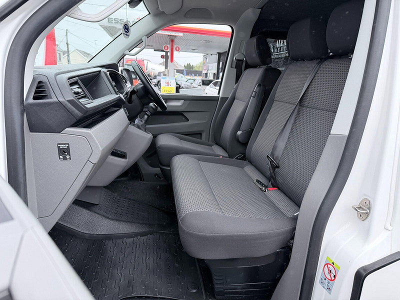 Volkswagen Transporter 2.0 TDI T28 Highline FWD SWB Euro 6 (s/s) 5dr 5dr Manual 2026