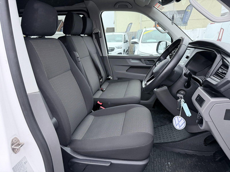 Volkswagen Transporter 2.0 TDI T28 Highline FWD SWB Euro 6 (s/s) 5dr 5dr Manual 2026