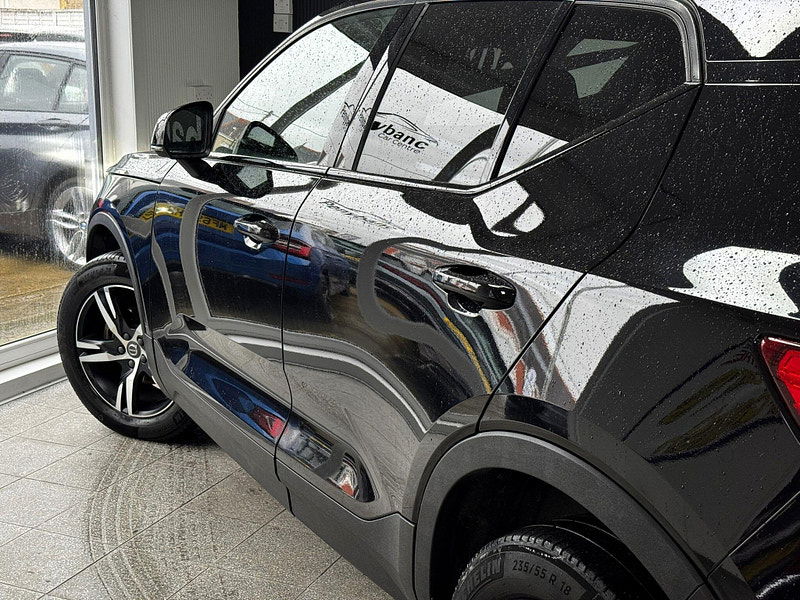 Volvo XC40 1.5 T3 R-Design Auto Euro 6 (s/s) 5dr 5dr Automatic 2026