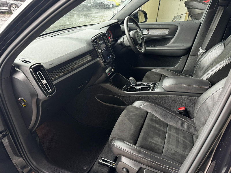 Volvo XC40 1.5 T3 R-Design Auto Euro 6 (s/s) 5dr 5dr Automatic 2026