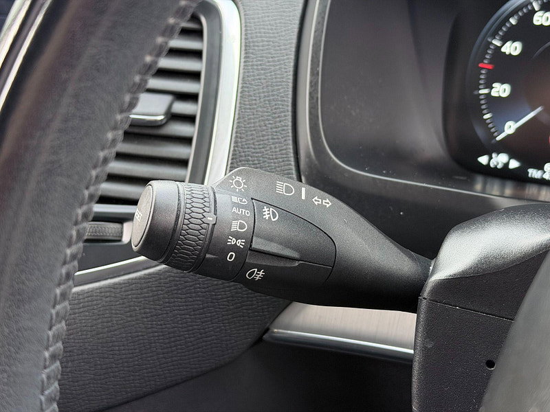 Volvo XC90 2.0 B5 MHEV Momentum Auto 4WD Euro 6 (s/s) 5dr 5dr Automatic 2026