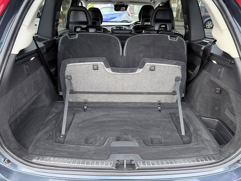 Volvo XC90 2.0 B5 MHEV Momentum Auto 4WD Euro 6 (s/s) 5dr 5dr Automatic 2026