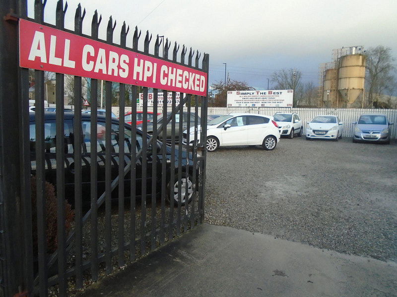 Citroen C1 1.2 PureTech Flair Hatchback 3dr Petrol Manual Euro 5 (Euro 5) (82 ps) 3dr Manual 2026