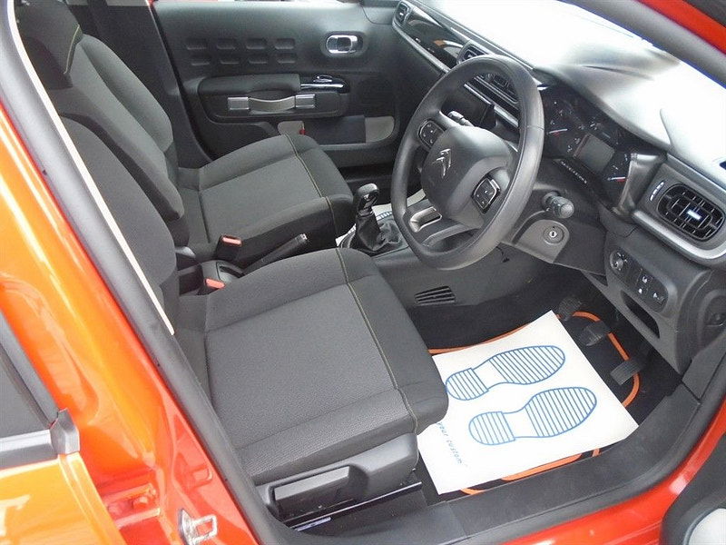 Citroen C3 1.2L Feel PureTech S/S Hatchback 5dr Petrol Manual Euro 6 (82 bhp) 5dr Manual 2025