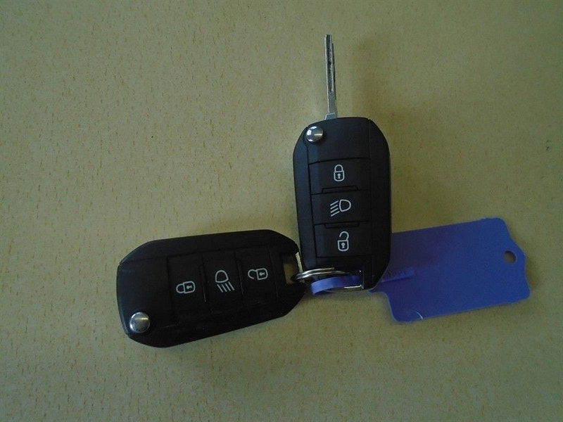 Citroen C3 1.2L Feel PureTech S/S Hatchback 5dr Petrol Manual Euro 6 (82 bhp) 5dr Manual 2025