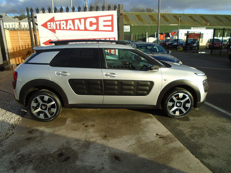 Citroen C4 Cactus 1.2L Flair PureTech SUV 5dr Petrol Manual Euro 6 (80 bhp) 5dr Manual 2025
