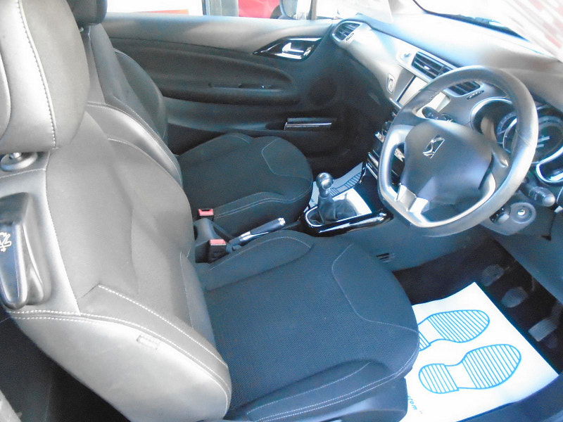 DS Automobiles DS 3 1.2 PureTech Chic Hatchback 3dr Petrol Manual Euro 6 (82 ps) 3dr Manual 2026