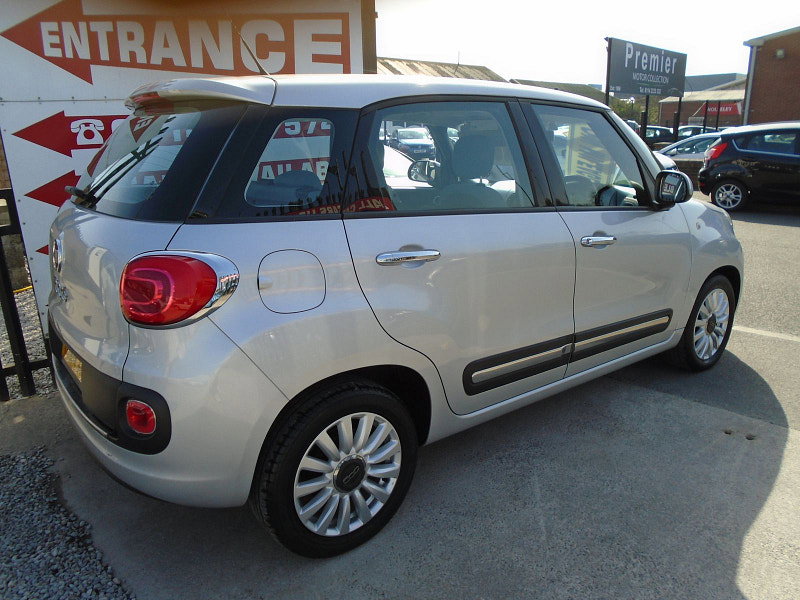 Fiat 500L 1.4 Pop Star MPV 5dr Petrol Manual Euro 6 (95 bhp) 5dr Manual 2026