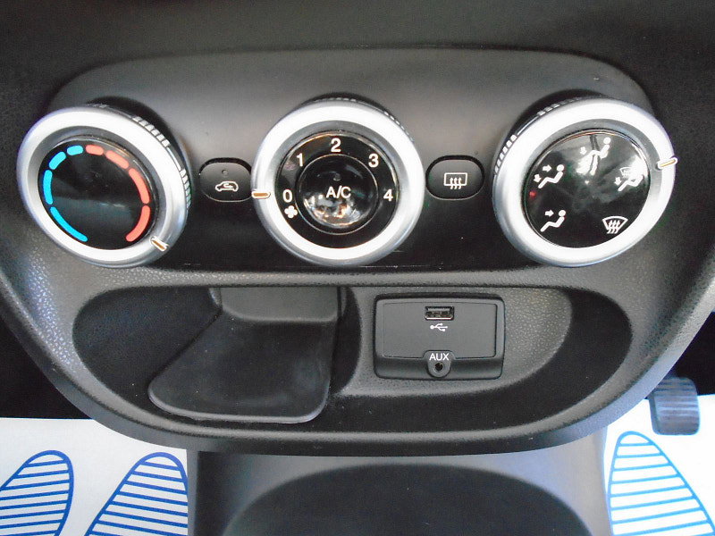 Fiat 500L 1.4 Pop Star MPV 5dr Petrol Manual Euro 6 (95 bhp) 5dr Manual 2026