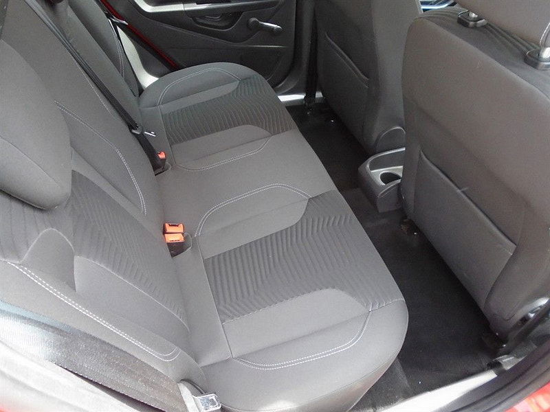 Ford Fiesta 1.5L Zetec TDCI Hatchback 5dr Diesel Manual Euro 5 (74 bhp) 5dr Manual 2025