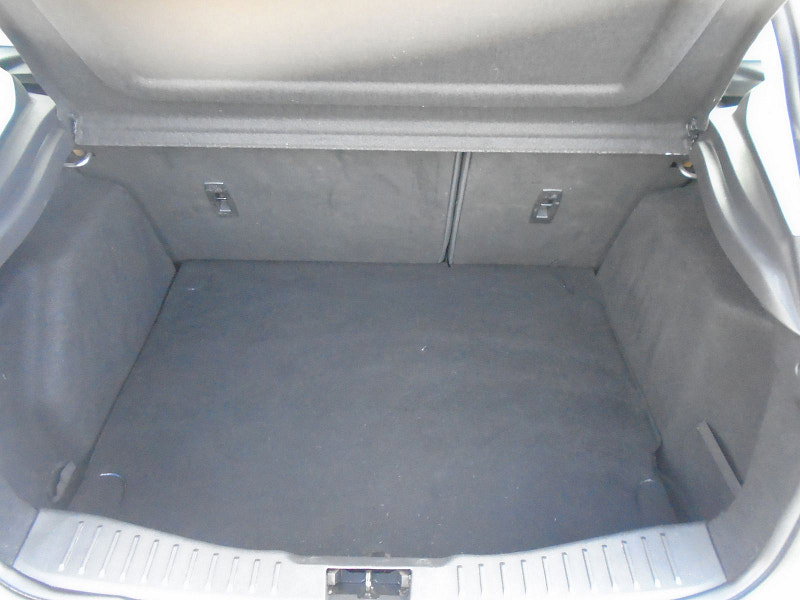 Ford Focus 1.5 TDCi Titanium Hatchback 5dr Diesel Manual Euro 6 (s/s) (120 ps) 5dr Manual 2026