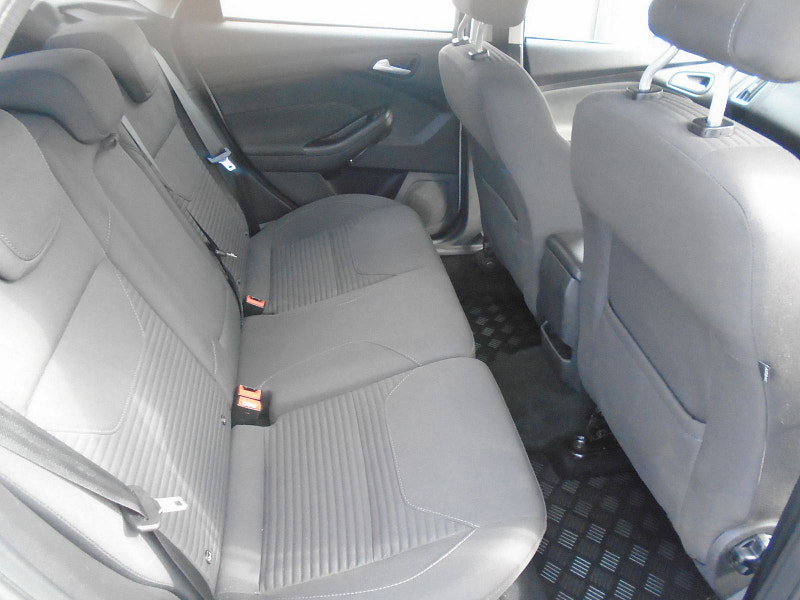 Ford Focus 1.5 TDCi Titanium Hatchback 5dr Diesel Manual Euro 6 (s/s) (120 ps) 5dr Manual 2026