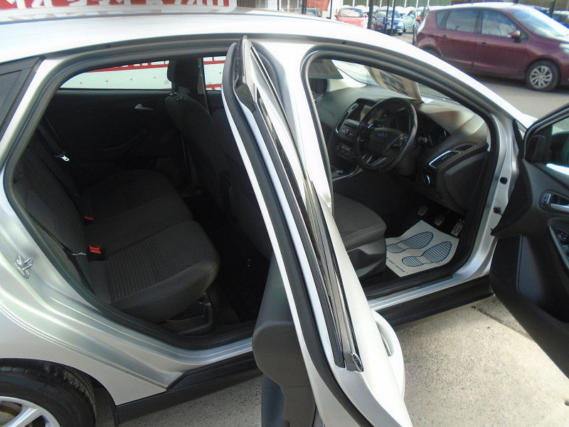 Ford Focus 1.5 TDCi Titanium Hatchback 5dr Diesel Manual Euro 6 (s/s) (120 ps) 5dr Manual 2026