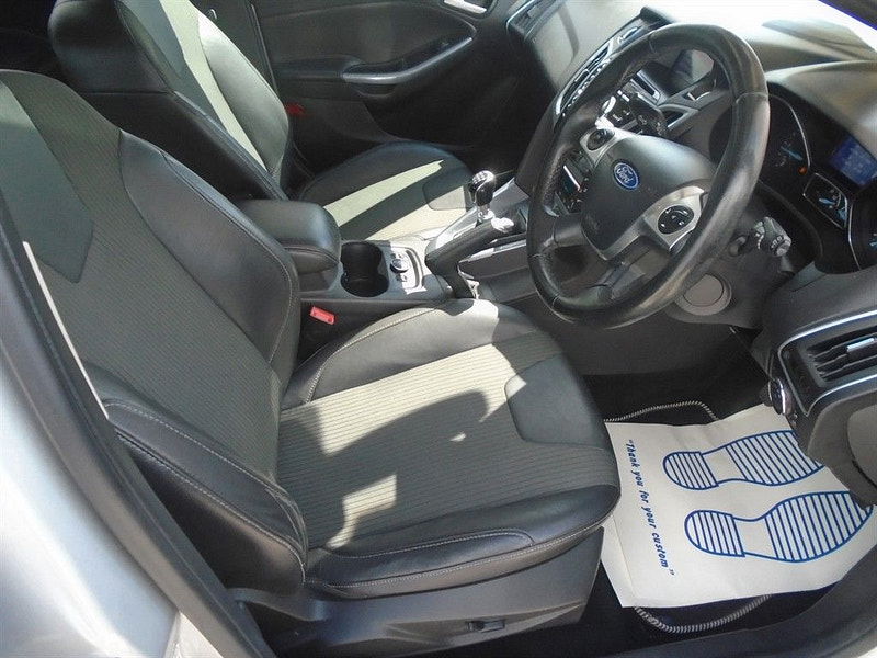 Ford Focus 1.6L Titanium X TDCI Hatchback 5dr Diesel Manual Euro 5 (113 bhp) 5dr Manual 2025