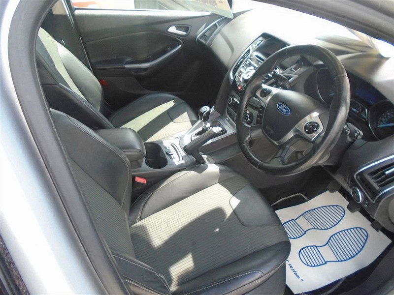 Ford Focus 1.6L Titanium X TDCI Hatchback 5dr Diesel Manual Euro 5 (113 bhp) 5dr Manual 2025