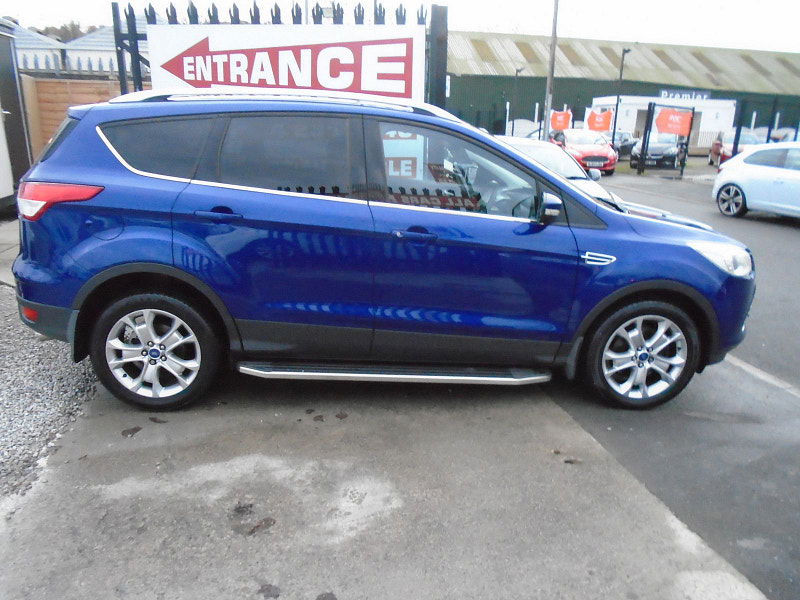 Ford Kuga 2.0L Zetec 4x2 TDCi SUV 5dr Diesel Manual Euro 5 (138 bhp) 5dr Manual 2025